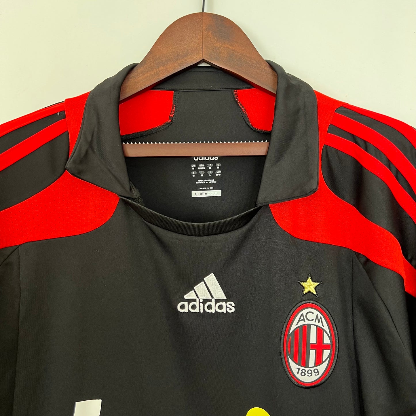 Milan Retro