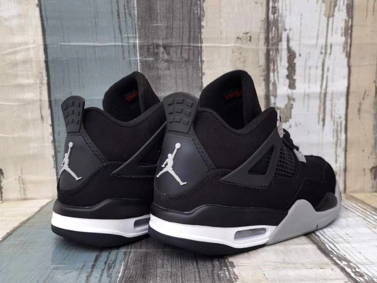 Jordan 4